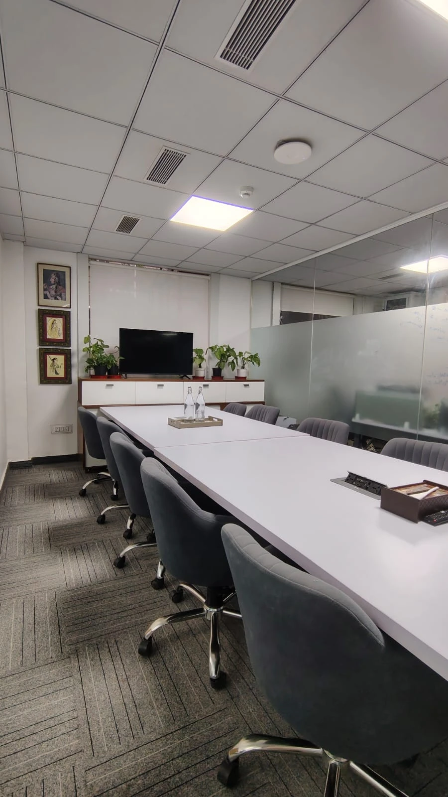 Coworking Spaces for Business Growth and Collaboration