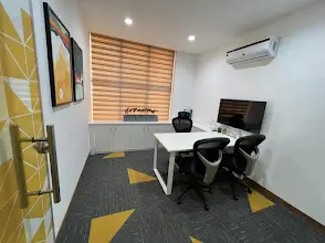 Workspaces by Innova – H-