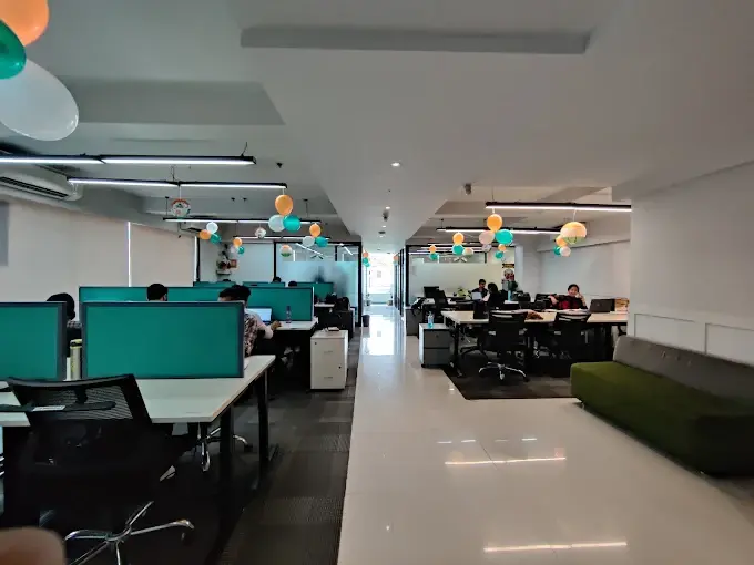 Spring House Workspaces SHDL002